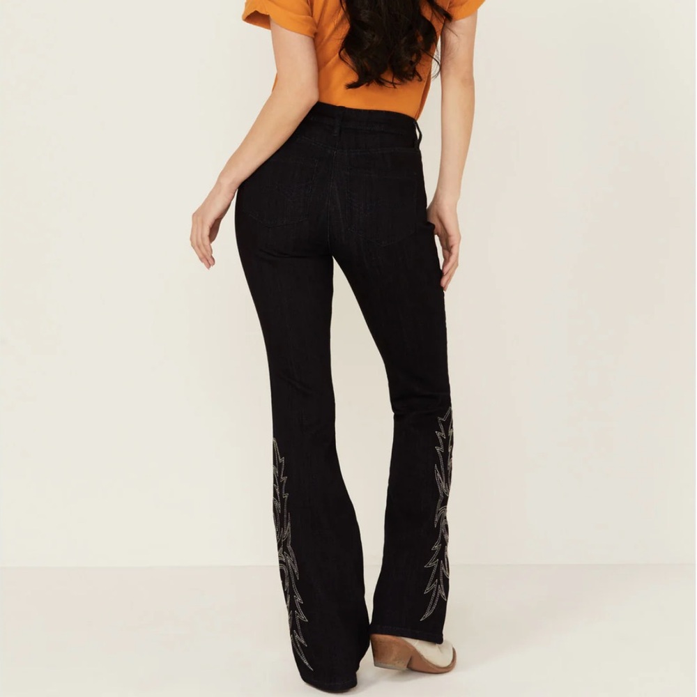 Idyll Wind Boot Stitch Jeans - Picture 7 of 9